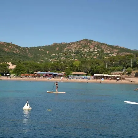With 2 Bedrooms In Agay, With Wonderful Sea View, Pool Acces Apartment Saint-Raphael (Var)