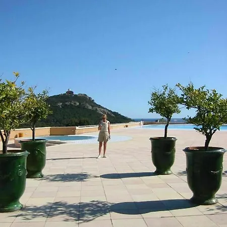 With 2 Bedrooms In Agay, With Wonderful Sea View, Pool Acces Saint-Raphael (Var)