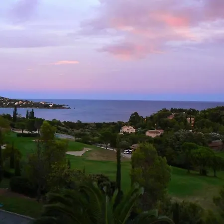 With 2 Bedrooms In Agay, With Wonderful Sea View, Pool Acces